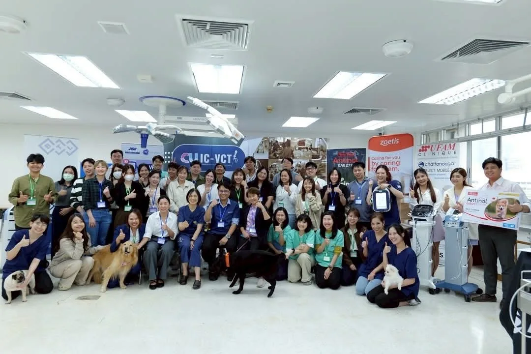 ทีมงาน IBL และสัตวแพทย์ในงานอบรมเวชศาสตร์ฟื้นฟู